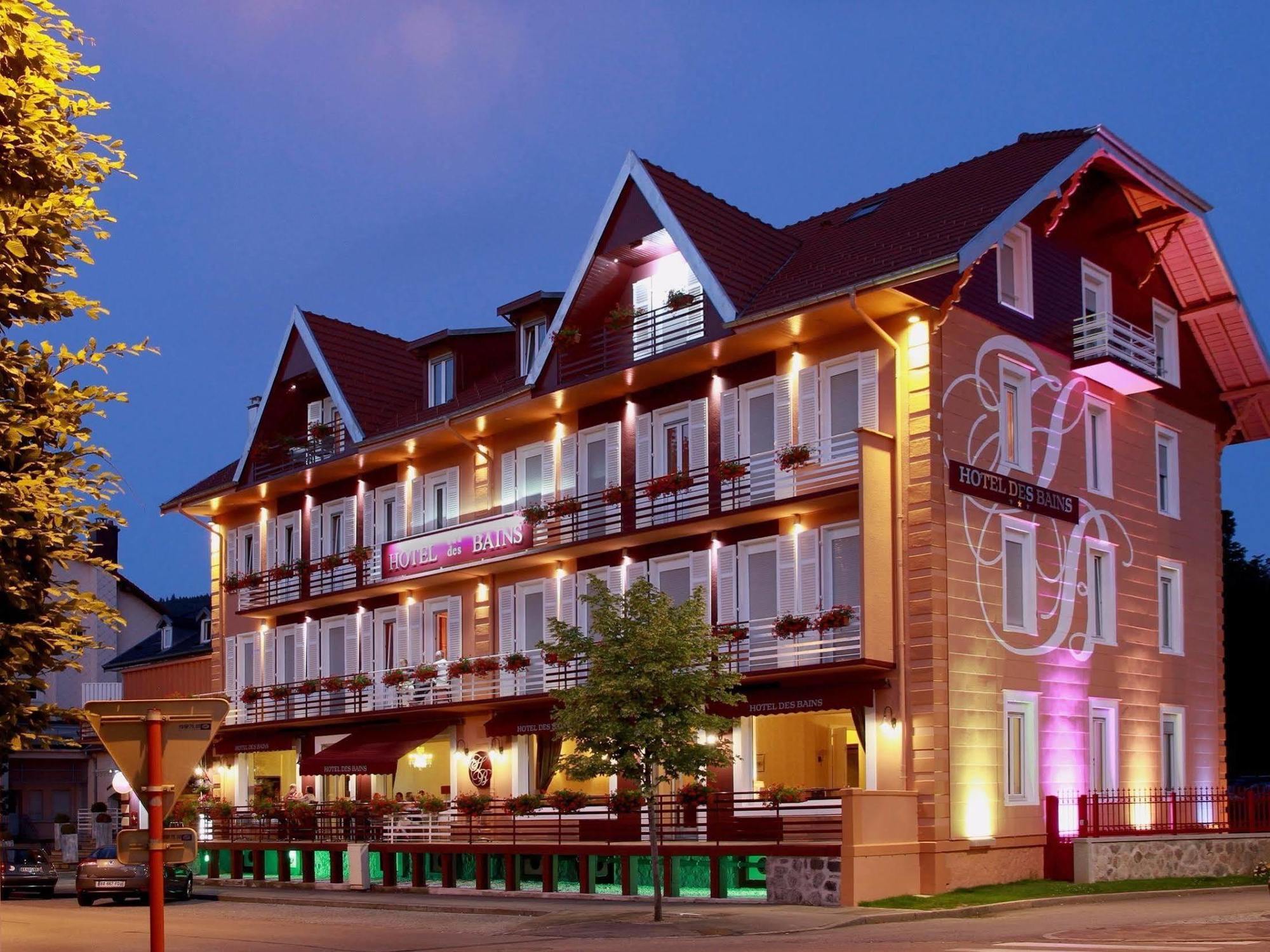 Logis Hotel Des Bains Жерарме Екстер'єр фото